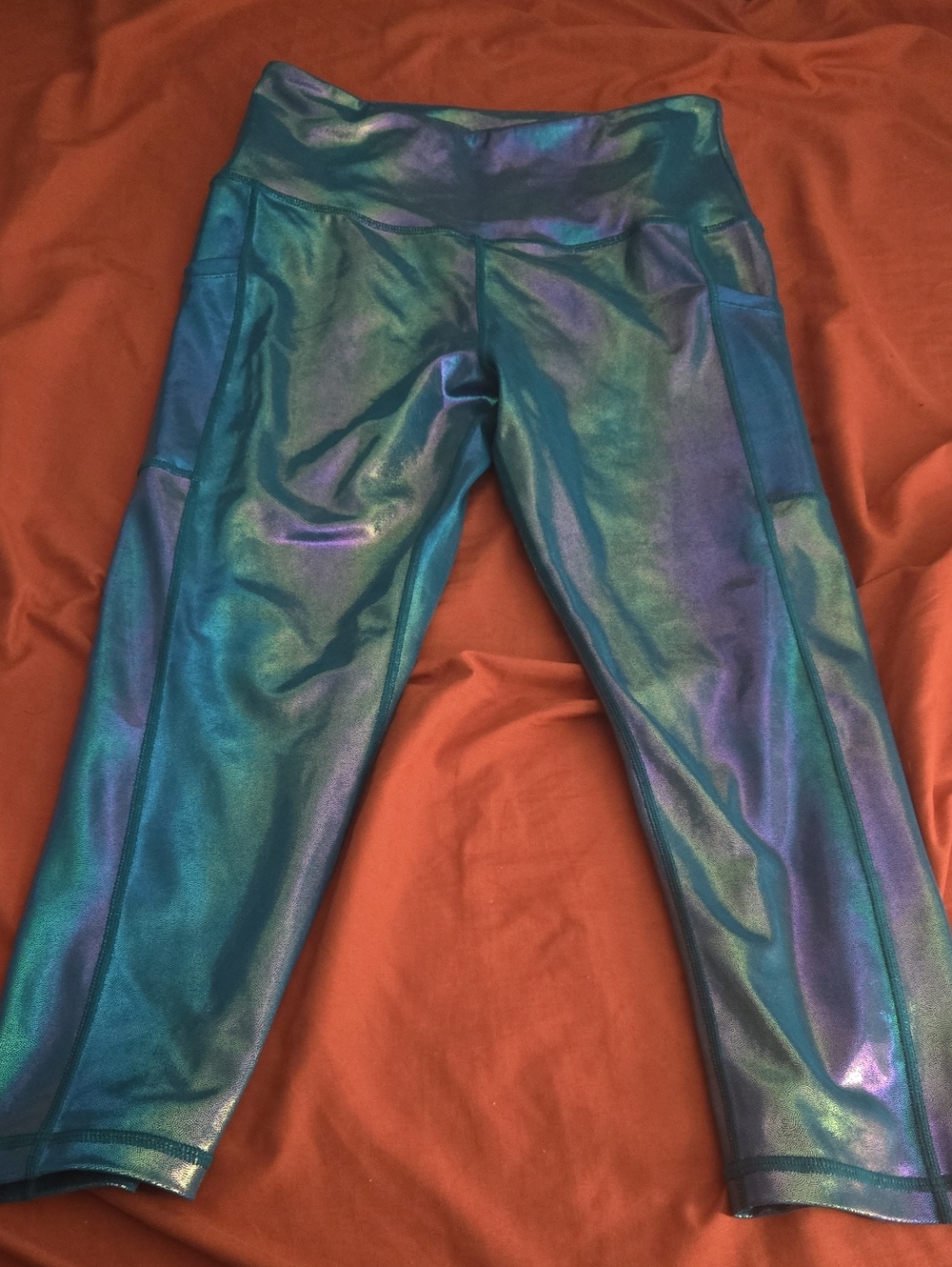 Love Her Womens L Mermaid Metallic Teal Purple Yoga Capri Leggings. Never Worn